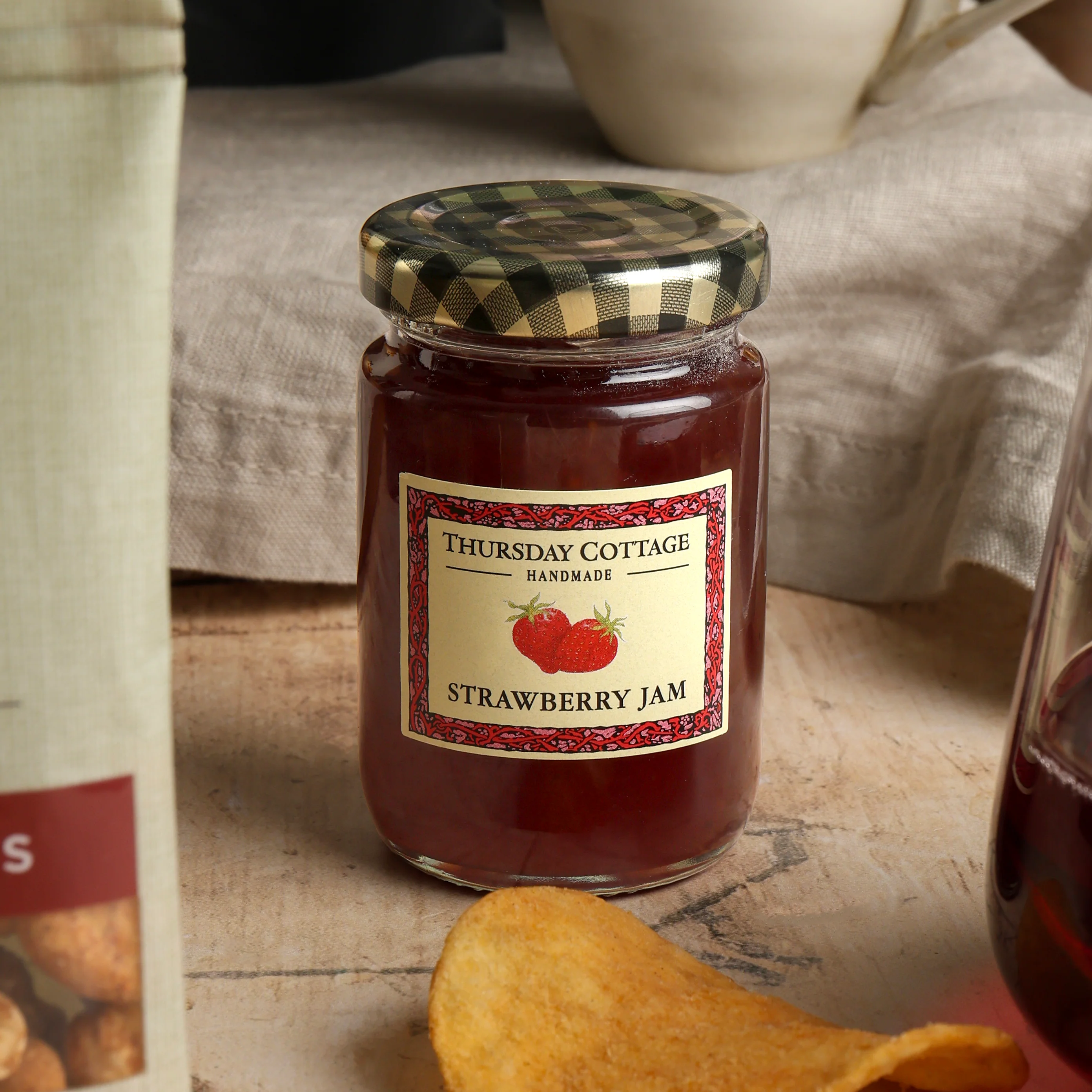 Classic Food and Wine Hamper - Image 7